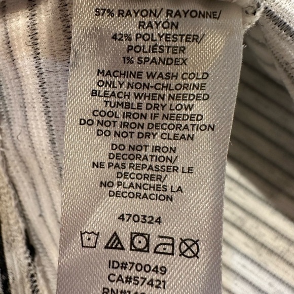 Loft Striped Black and White Women's Top size Large - Picture 4 of 5